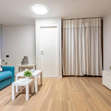 Allevi - La Maison Apartmán Cantù